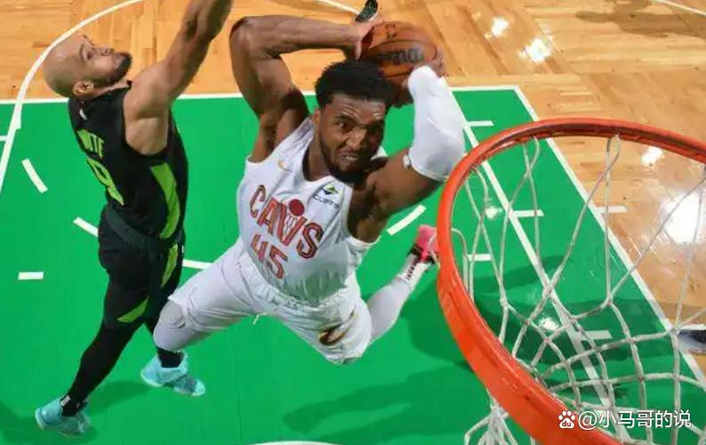 逆转之夜!凯尔特人最后时刻连续得分取胜,这些这种.的简单介绍 逆转之夜!凯尔特人最后时刻连续得分取胜,这些这种.的简单介绍