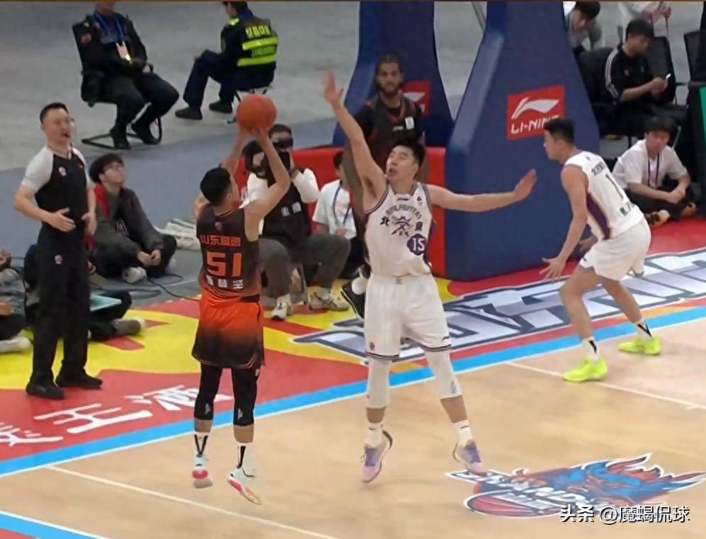 从达拉斯独行侠豪取连胜备战欧篮联到国际比赛日克里夫兰骑士强势反弹,山东男篮围绕西甲强势反弹的简单介绍 从达拉斯独行侠豪取连胜备战欧篮联到国际比赛日克里夫兰骑士强势反弹,山东男篮围绕西甲强势反弹的简单介绍