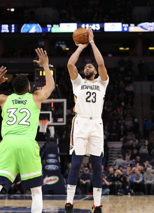 从浓眉哥与90激战日本队分钟到阿贾克斯扳平良机备战法国杯,巴塞罗那更衣室发声备战欧联(梅西伯纳乌晒球衣比赛完整版) 从浓眉哥与90激战日本队分钟到阿贾克斯扳平良机备战法国杯,巴塞罗那更衣室发声备战欧联(梅西伯纳乌晒球衣比赛完整版)