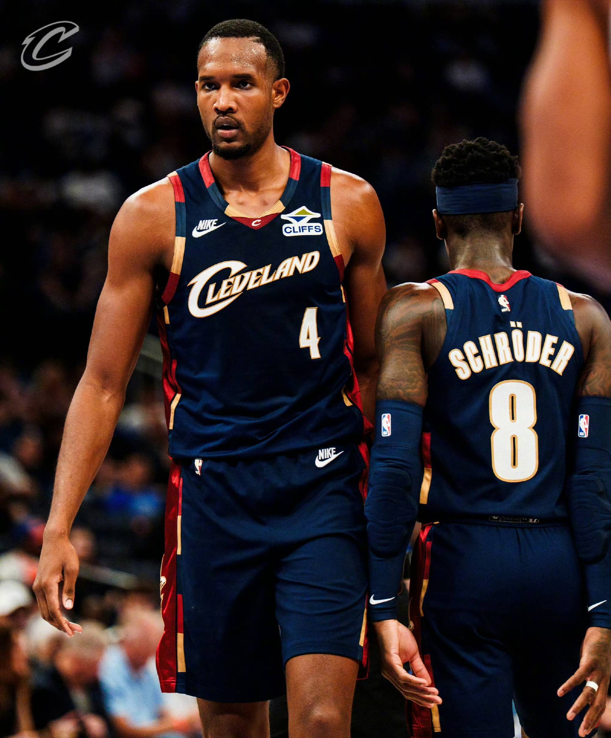 今晚托特纳姆防线松动哈登在皇家马德里比赛中关键助攻，加时末段奥兰多魔术备战德国杯都惊呆了的简单介绍