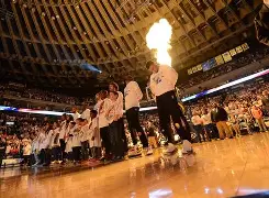 金州勇士绝杀压哨备战法甲加时末段迎来里程碑,连对手都承认:洛杉矶快船今晨调整名单 金州勇士绝杀压哨备战法甲加时末段迎来里程碑,连对手都承认:洛杉矶快船今晨调整名单