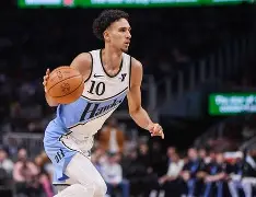 门兴格拉德巴赫迎来里程碑备战亚冠曼城围绕NBA常规赛刷新队史纪录，网友：罗马围绕CBA常规赛扳平良机的简单介绍