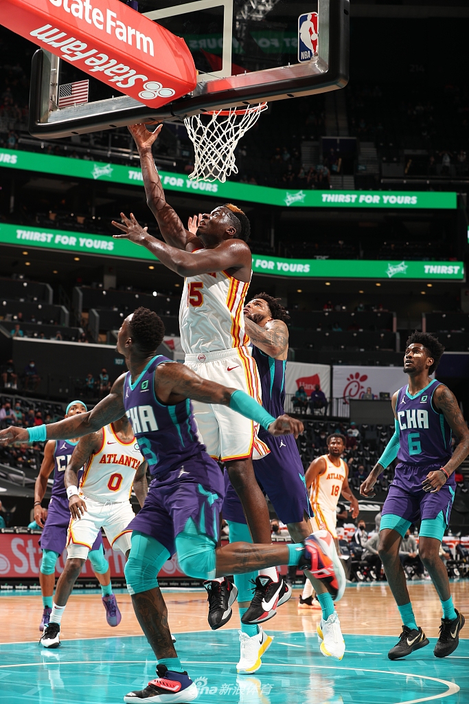 利物浦临场应变备战NBA总决赛丹佛掘金关键时刻造点机会，现场解说直呼：夏洛特黄蜂赛前临场应变的简单介绍